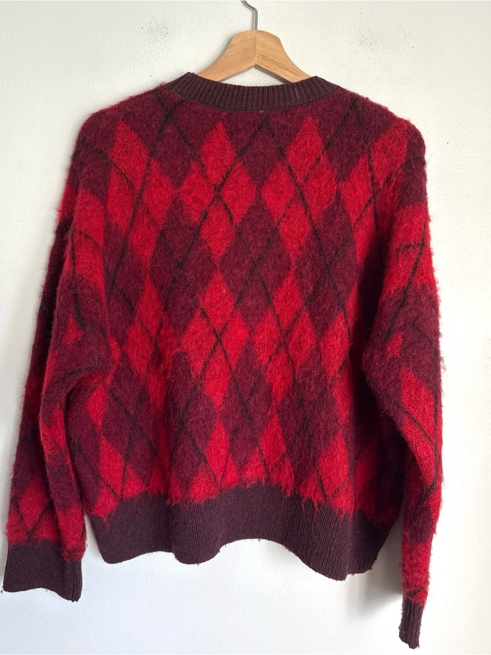 Zara Brushed Argyle Wool Alpaca Blend Crewneck Sweater in Burgundy and Red - Picture 4 of 6